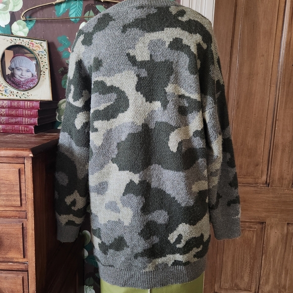 LUCKY BRAND Camo Cardigan Sweater Large - Picture 5 of 11